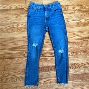 Old Navy 360 Stretch Extra High-Rise Rockstar Super Skinny Jeans